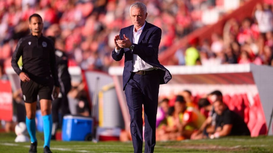 穆里尼奥再现吐槽功力，本泽马回归传闻被打脸，面对吉尔维森特本菲卡能否破局？