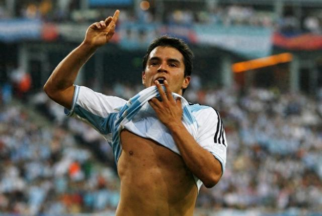 世青赛射手榜揭晓，萨维奥拉稳坐王座，哈兰德望尘莫及