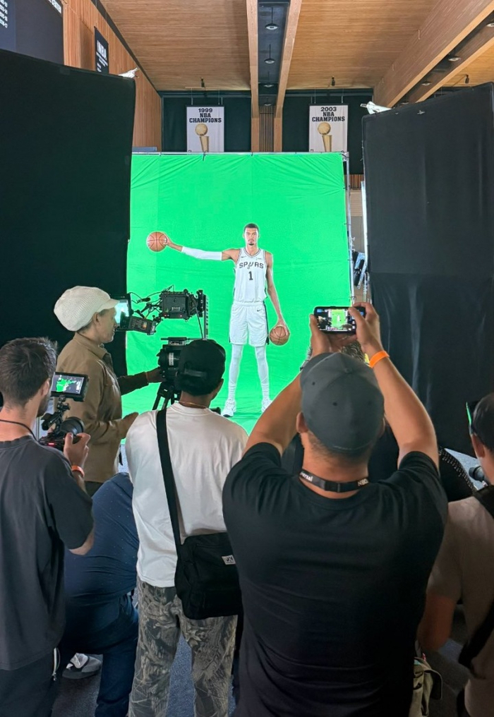 娱乐八卦？不，是体育新闻的“空白”时刻