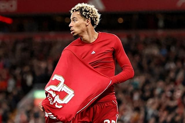 利物浦锋线两剑合璧？别天真，这可是一场教练的战术炖菜