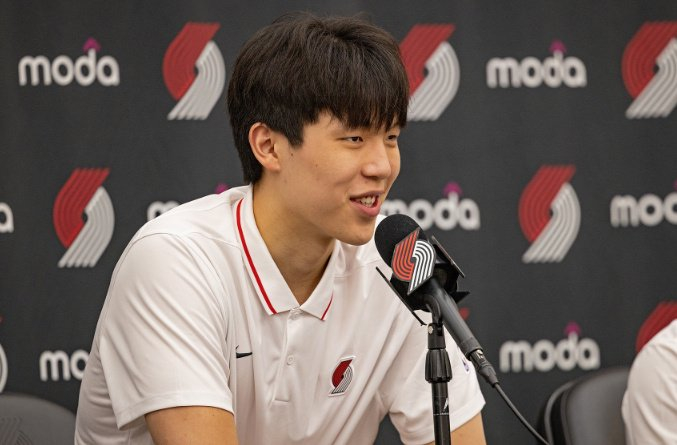 开拓者新赛季阵容曝光，利拉德养伤报销，杨瀚森力争轮换