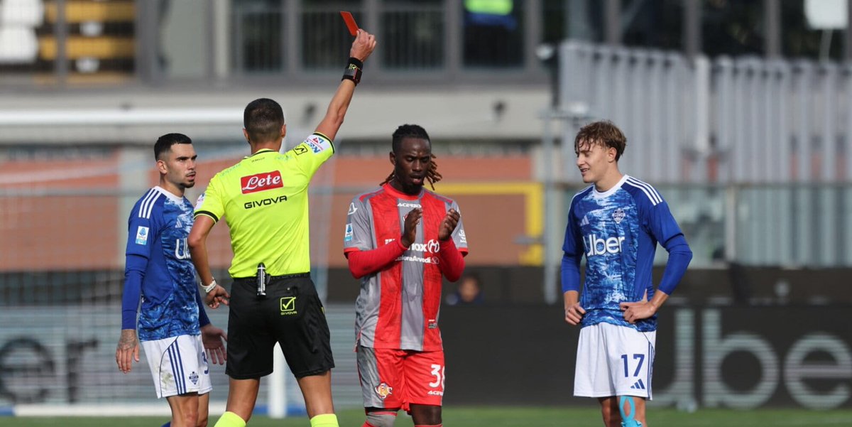 科莫队双重灾难，法布雷加斯和罗德里格斯齐齐领罚单