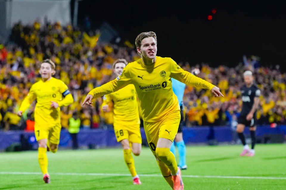 欧冠第二轮爆冷，海于格独中两球难救热刺主场2-2战平博德