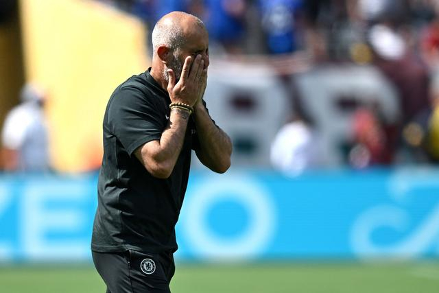 切尔西欧冠小胜本菲卡，红牌如阴影笼罩战绩不好看