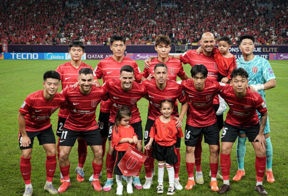 成都蓉城亚冠首胜，国足该好好学学这套防反套路