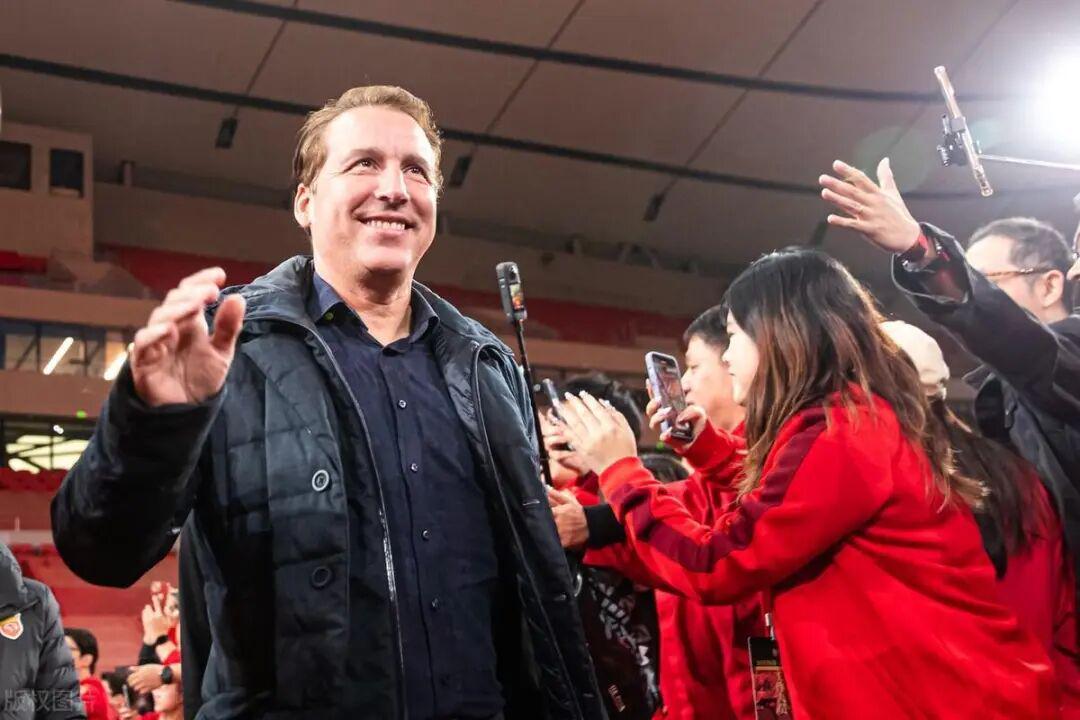 佩雷拉要当国足主帅？三年内让中国队冲击世界杯敢说敢干