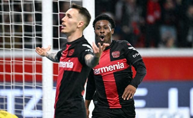 欧冠焦灼平局：勒沃库森1-1埃因霍温，后防格里马尔多酸溜溜的赛后感言