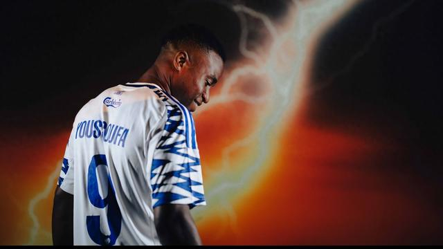 穆科科的欧冠直播，半场表现平平，年龄争议依旧没完没了