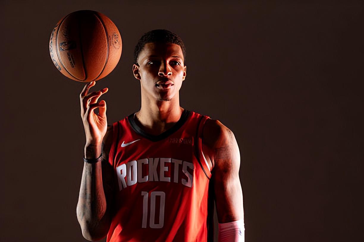 休斯顿火箭新赛季开局或缺锋线悍将 小贾巴里-史密斯迎大考