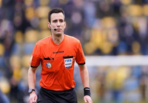 欧联杯罗马逆转梦破 三次点球献大礼裁判评分意外炸裂