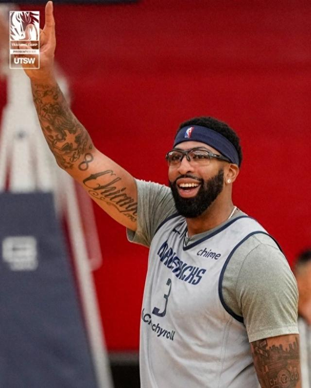 安东尼-戴维斯体重争议引发ESPN帕金斯毒舌点评