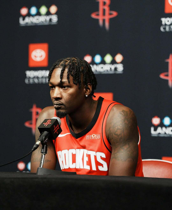 火箭锁定芬尼史密斯，赛季初期或将缺阵引发热议