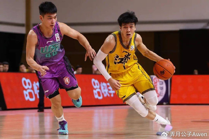 黄荣奇的回归之路：从肯帝亚到同曦，他还能找回昔日锋芒吗？