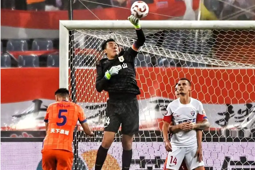 三连平的背后：泰山队的挣扎与年轻力量的崛起