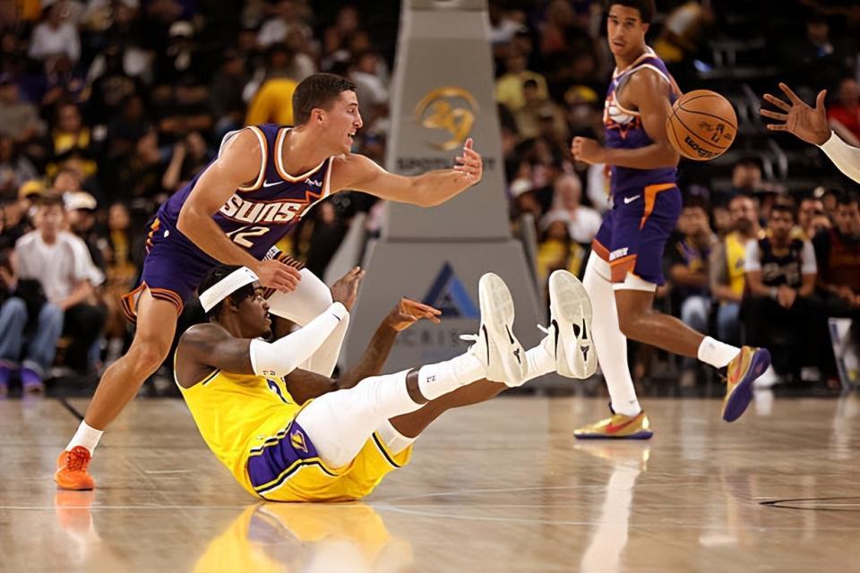 季前赛开局太阳轻取湖人，吉莱斯皮表现平平却不失期待