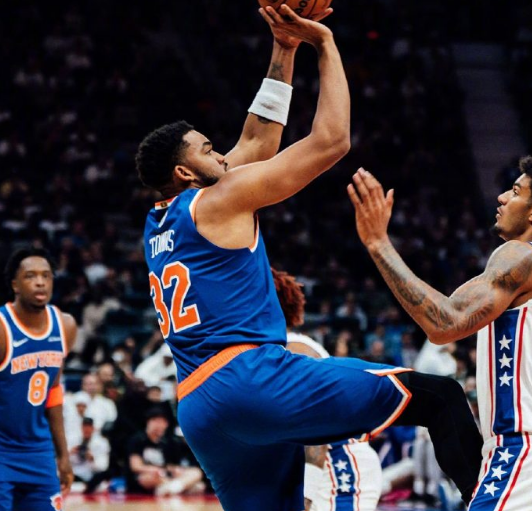 季前赛再战阿布扎比,尼克斯轻松双杀76人展现强势回归