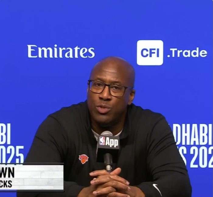 布朗点评尼克斯胜76人：快节奏进攻需提高战术纪律性