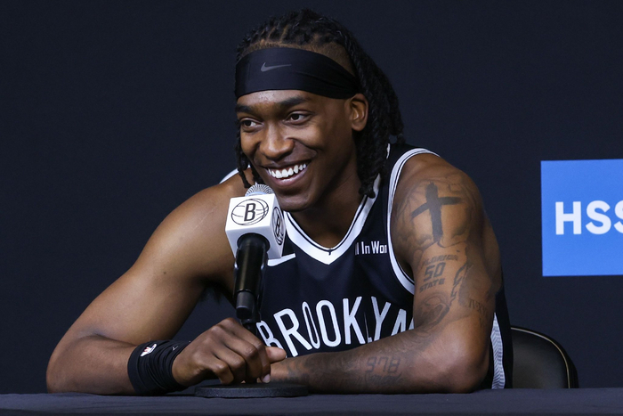 NBA季前赛篮网大杀四方，曼恩火热手感引爆全场