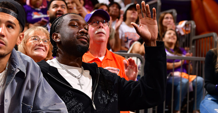 太阳中锋马克·威廉姆斯：季前赛不打也有备而来，揭幕战必出战