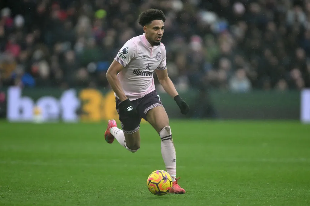 布伦特福德VS曼城:英超第7轮巅峰对决,伤停影响大战谁能笑到最后?