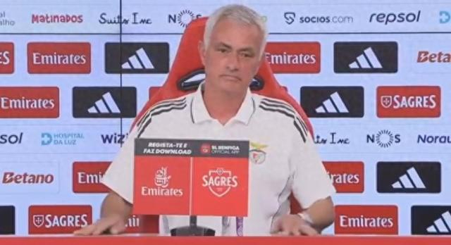 穆里尼奥谈薪水和战绩：别纠结数字，专注赢球