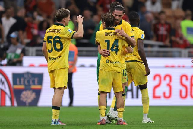 内斯塔怒评莫德里奇，米兰补强路线图曝光