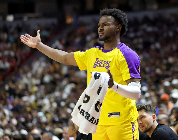 湖人季前赛告负勇士，布朗尼表现引发热议