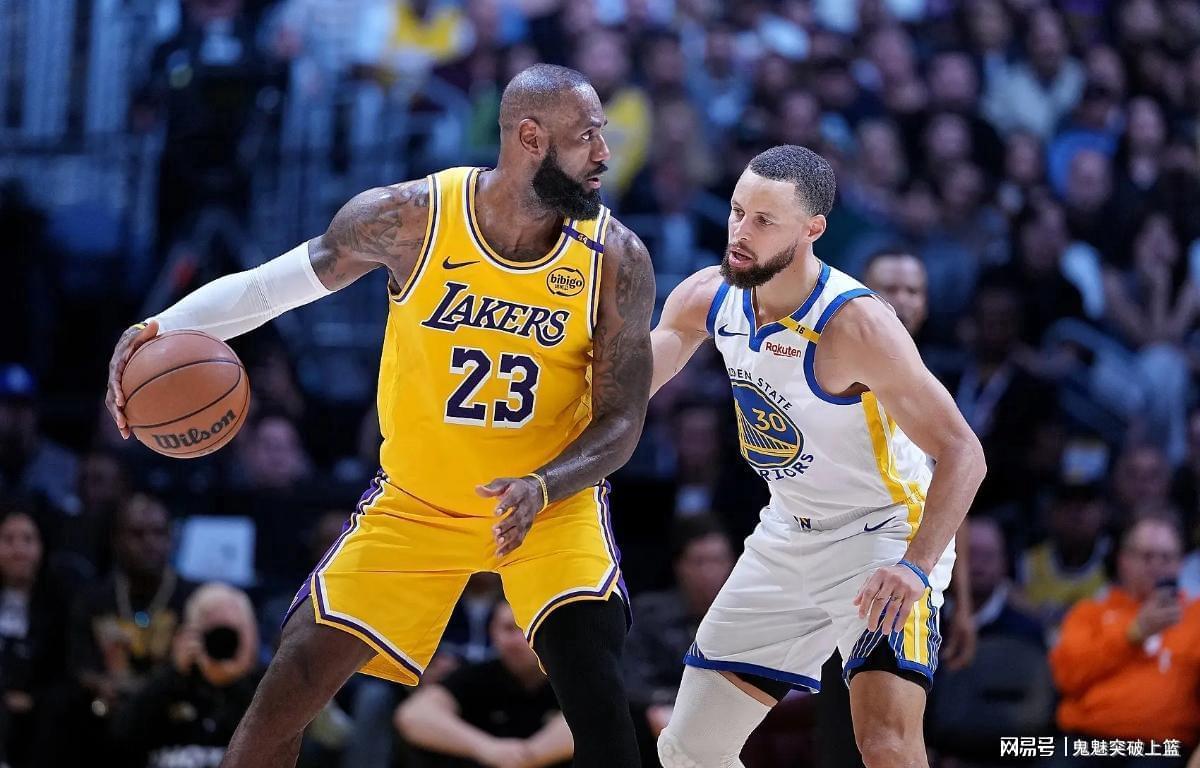 勇士轻取湖人，季前赛再现大流量对决却缺詹库！