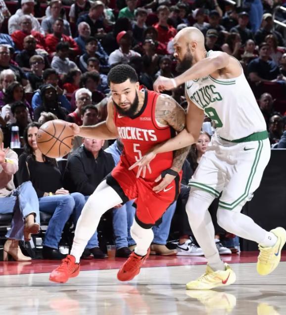 火箭新赛季伤病连环套，范弗里特赛季报销，芬尼·史密斯恢复步伐让人捏把汗