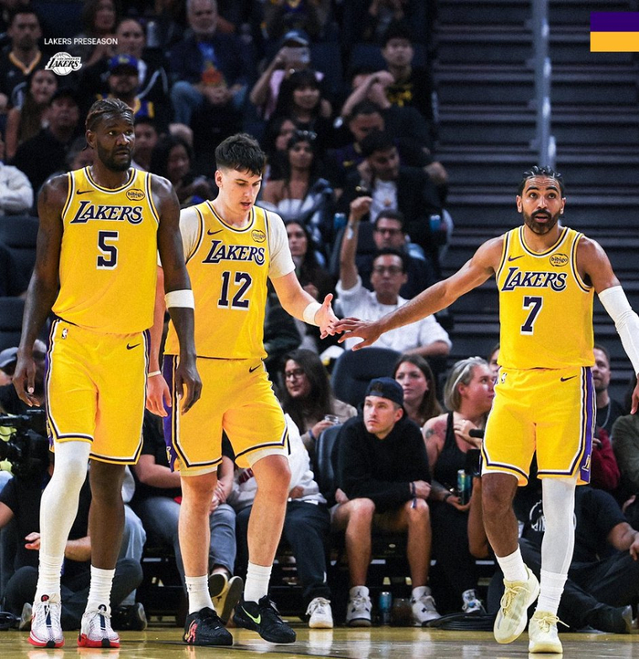 湖人季前赛两连败，艾顿表现引发质疑，詹东双皇能否拯救局面？