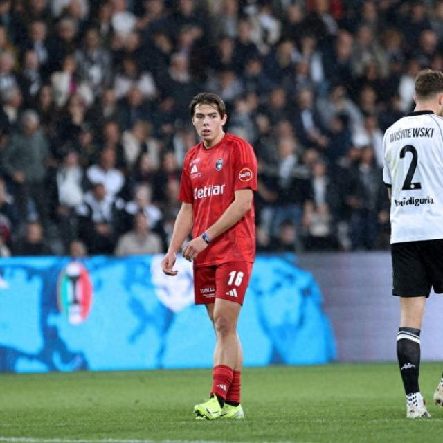 布冯34岁的儿子正式签约比萨，开启意甲生涯