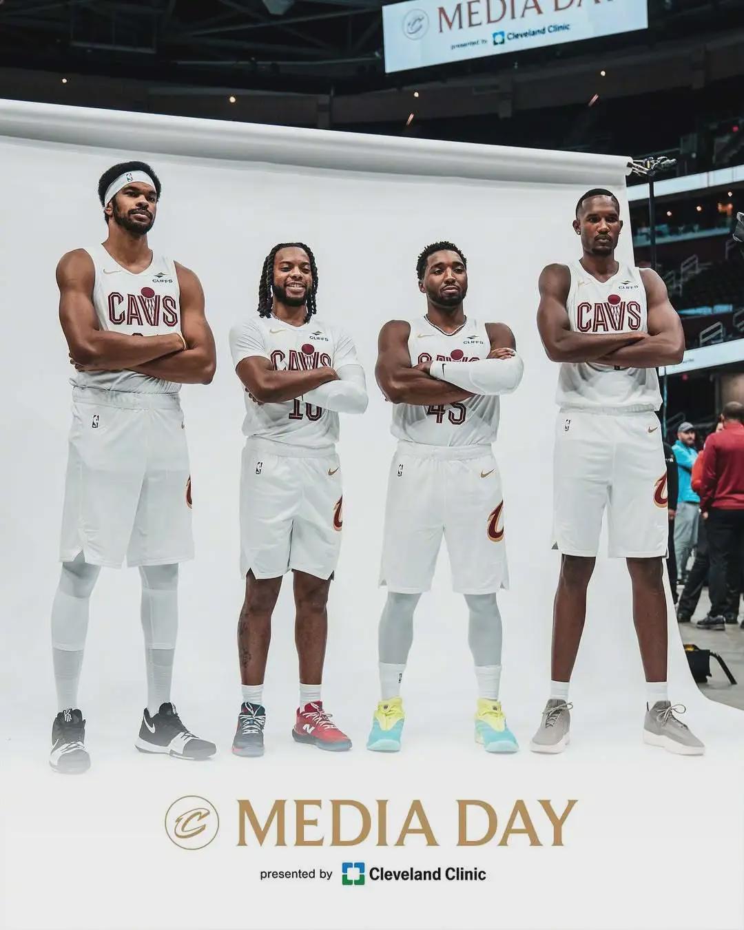 骑士队薪资王的背后:豪赌东部冠军还是“伪强队”?