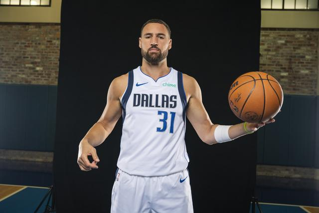 独行侠季前赛首节领先 雷霆难阻局势 克莱手感冰凉