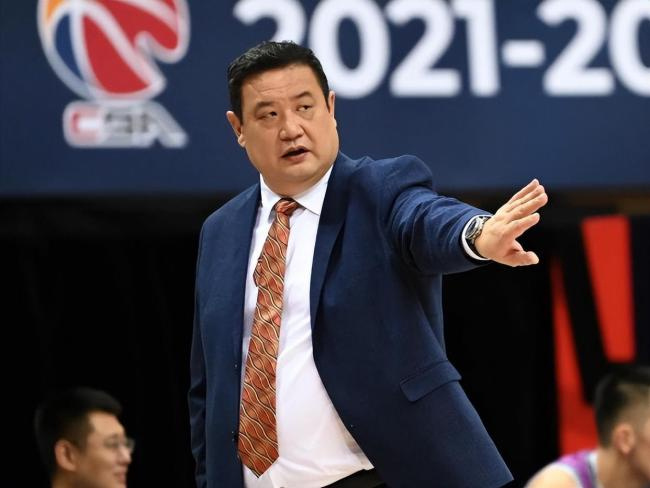 送别徐长锁：山东篮球的魂，青训的守护者离去