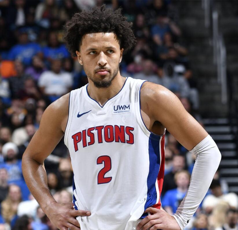 NBA季前赛：灰熊对阵活塞，康宁汉姆半场炸裂