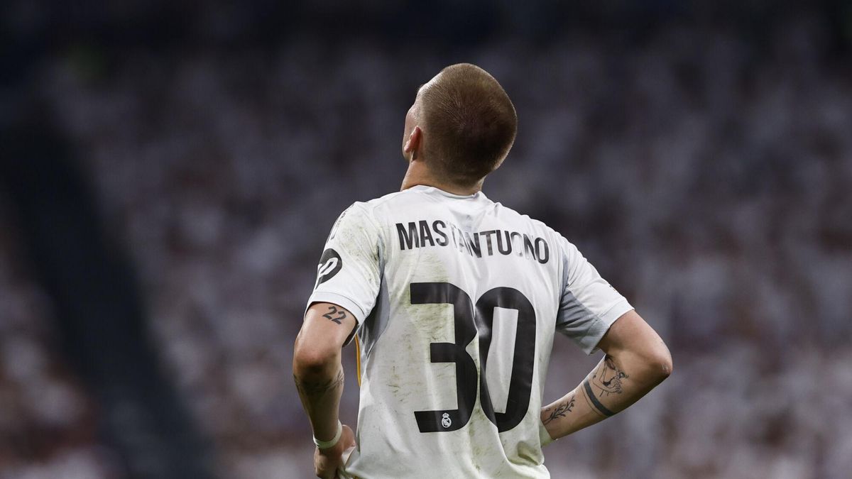 马斯坦托诺的纹身秘密：用数字记住梅西和阿根廷的荣耀时刻