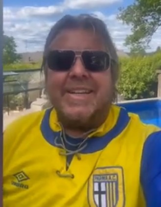 布洛林：从足球场传奇到卖吸尘器，人生就是要不断换角色