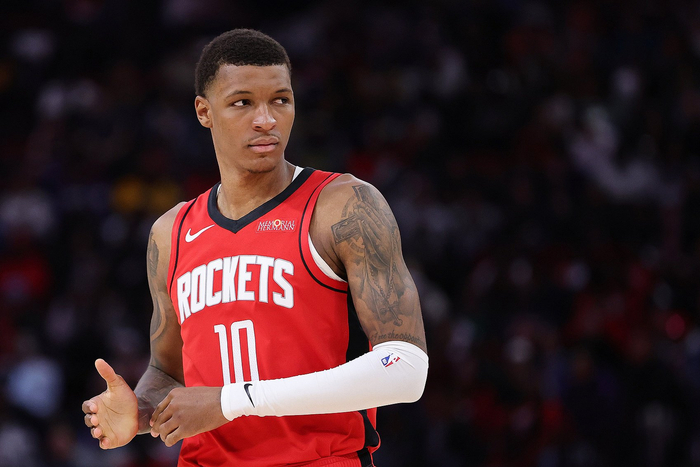 火箭战胜老鹰，小贾巴里-史密斯谈实战训练助力提升运球与团队配合