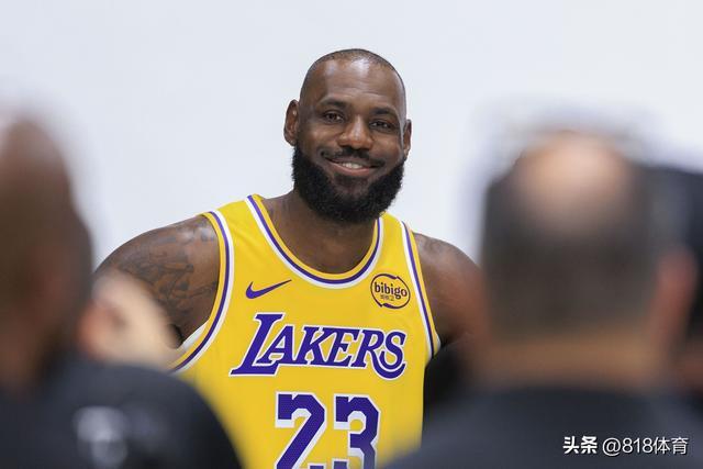 詹姆斯神秘“决定2”引爆网络，是退役还是营销大招？