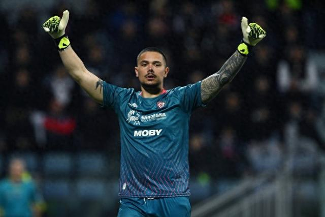 国米瞄准新鲜血液，门将和后卫引援提上日程