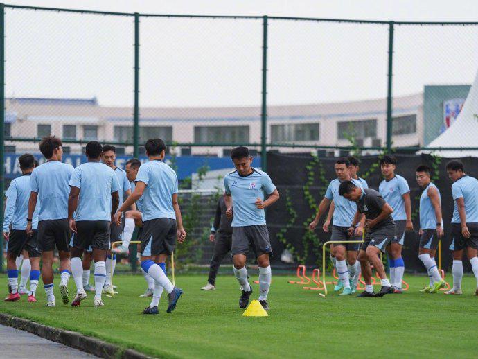 上海申花重整旗鼓备战中超冲刺阶段