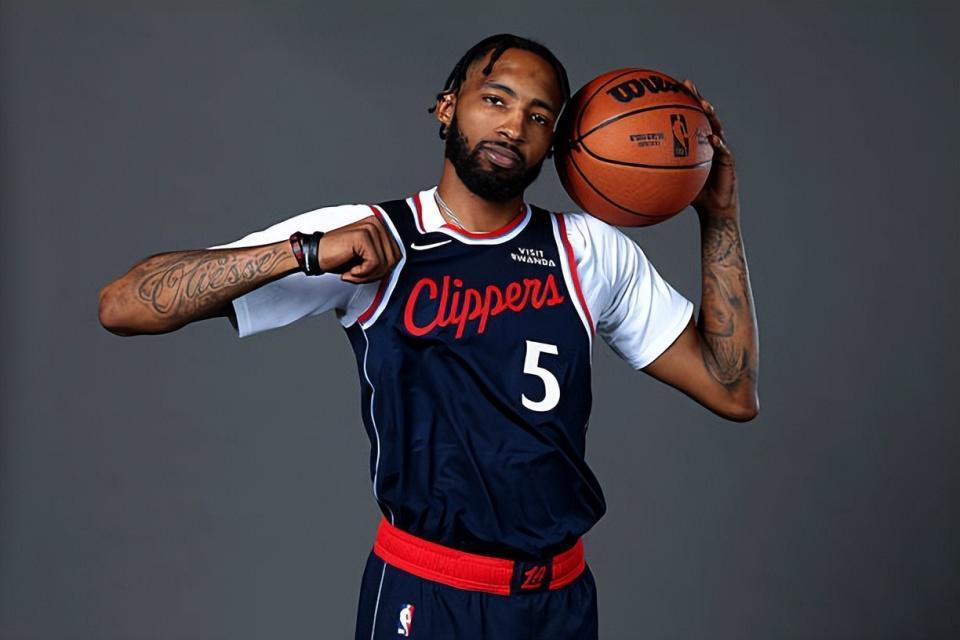 快船的小琼斯：弹跳天赋炸裂，防守侵略性才是下个目标