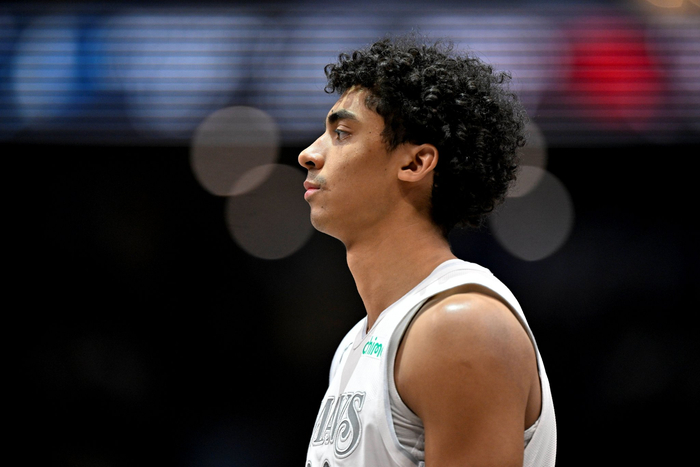 独行侠季前赛胜雷霆:克里斯蒂体能与持球能力显成效