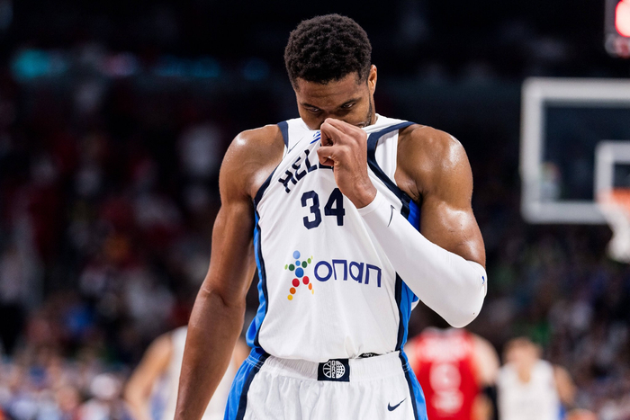 交易传闻再起，字母哥的去留成NBA新看点