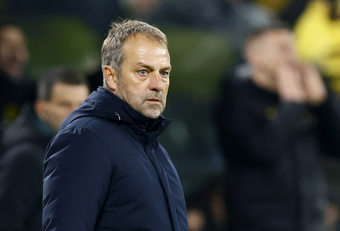 弗里克紧急会诊巴萨伤病潮，德科亲自坐镇应对危机