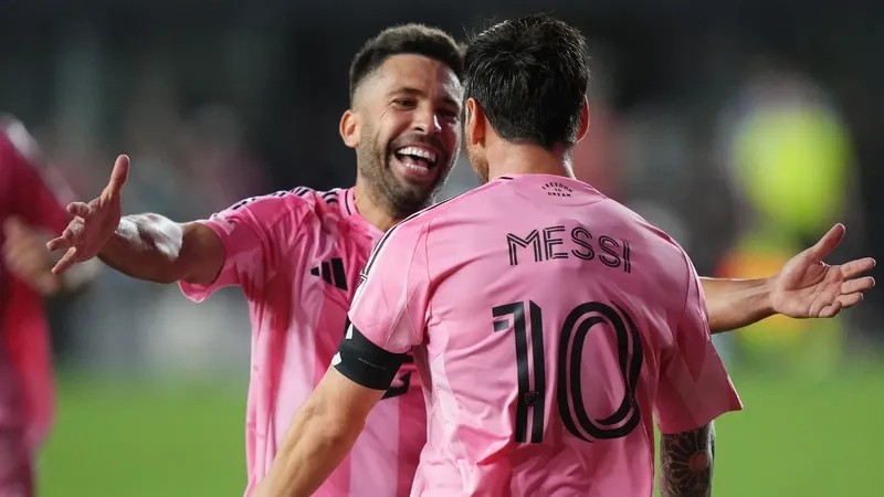 阿尔巴宣布退役：17年职业生涯技术与数据回顾