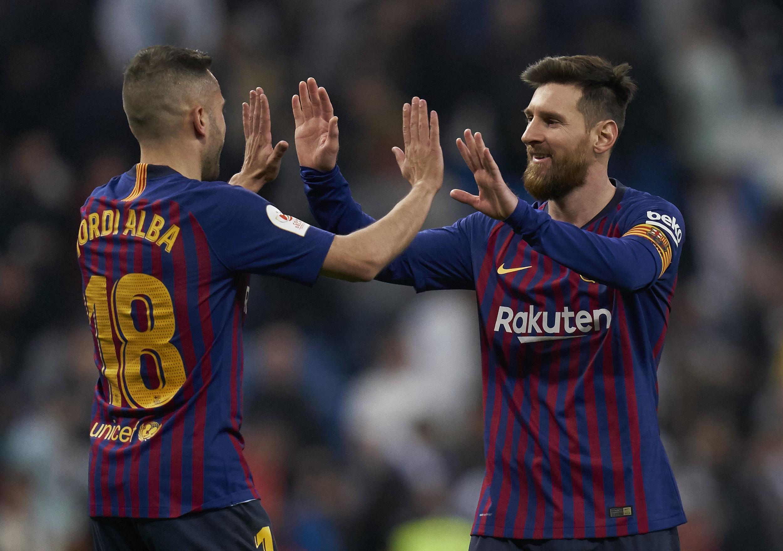 阿尔巴宣布退役，与梅西13年战友情难忘