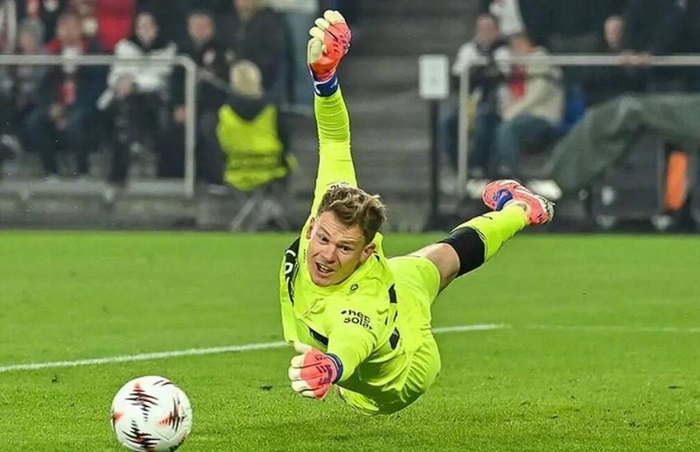 努贝尔租借将结束，斯图加特押宝19岁门将塞门