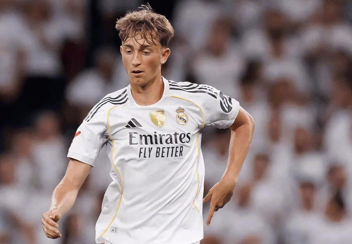 皇马中卫赫伊森左腿受伤，恢复情况待确认