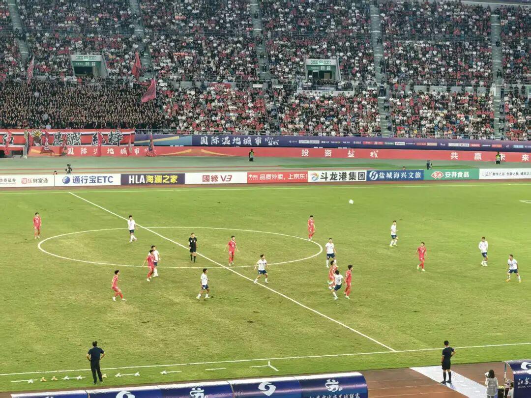 盐城主场遭遇滑铁卢 无锡三球完胜挺进四强